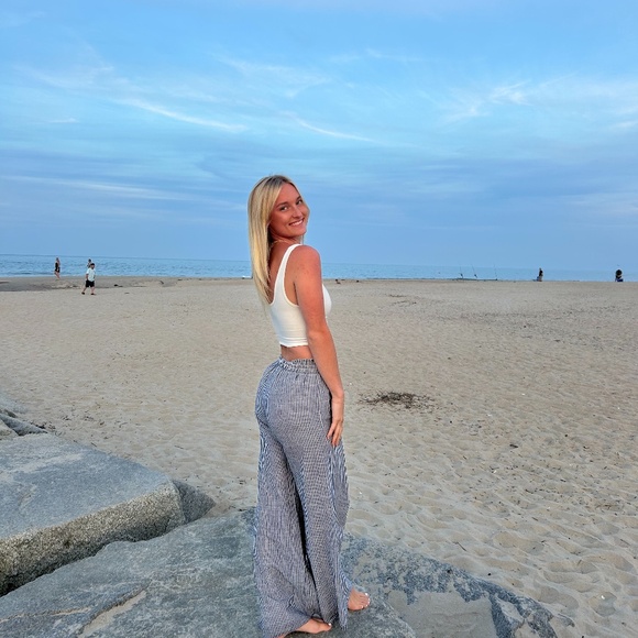 Meet your Posher, Grace - Picture 1 of 4